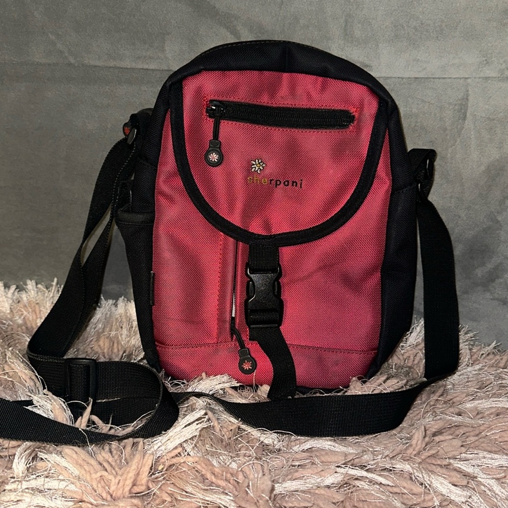 Sherpani Pink Crossbody Bag